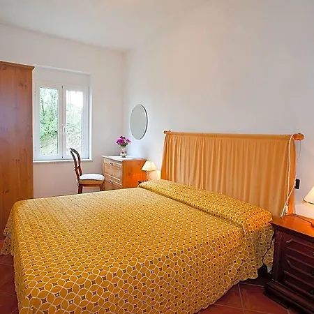 Rustic Charm In Liguria Hotel 2*