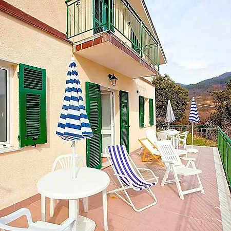 Hotel Rustic Charm In Liguria 2*