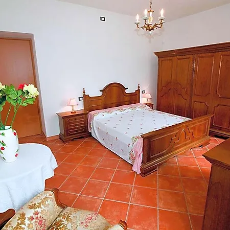 Rustic Charm In Liguria 2*